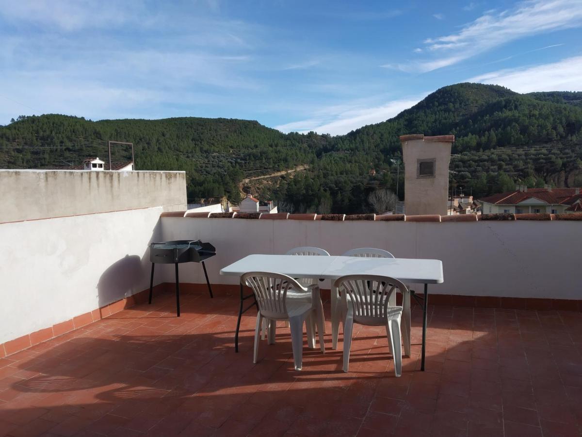 Casa Buscareta Apartment Montan Exterior photo